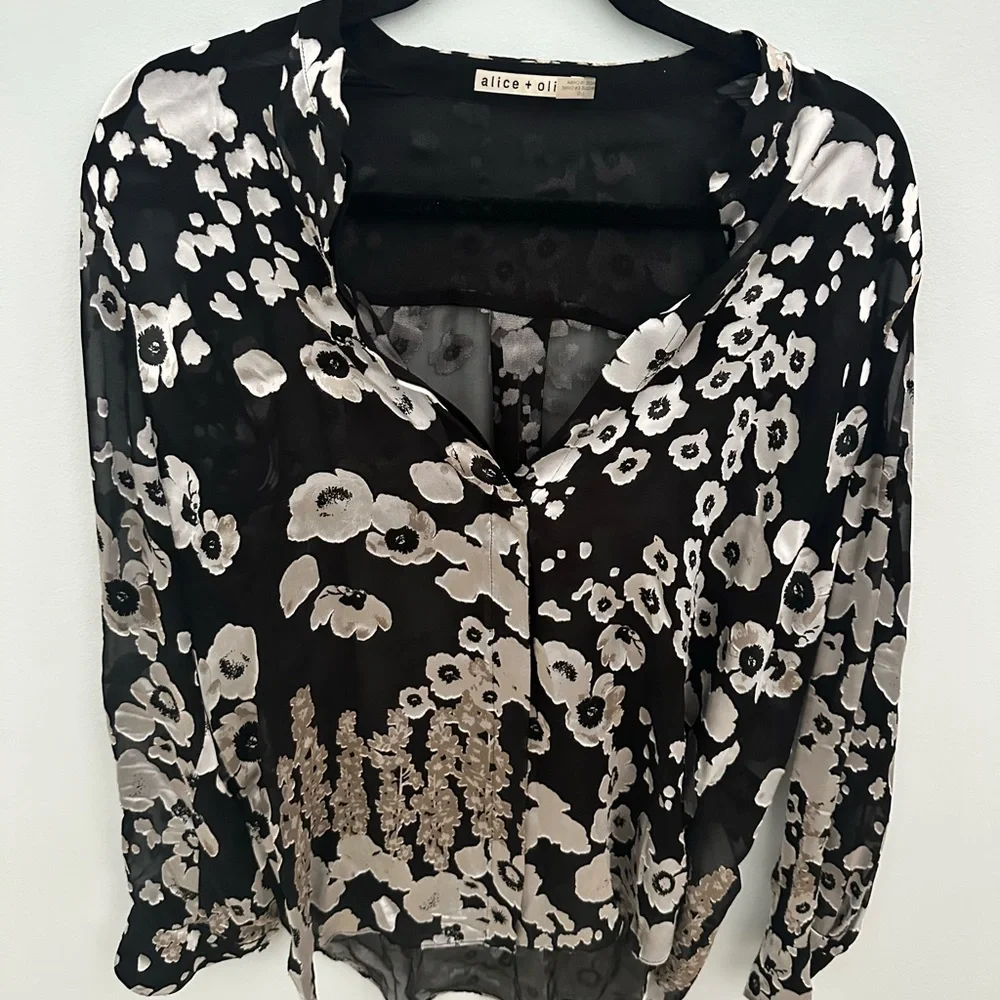 Alice + Olivia Black and Cream Floral Blouse - Picture 1 of 9